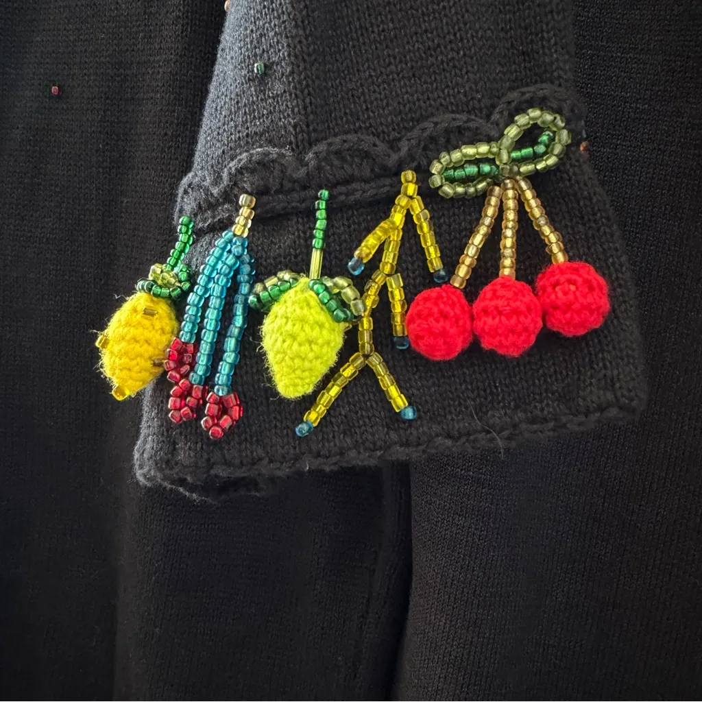 Vintage Michael Simon Black Short Sleeved Sweater Sets Beaded Fringe Fruit Sz M Size M - Image 4