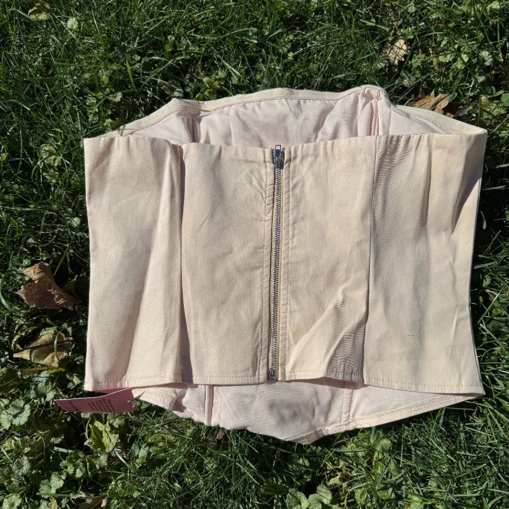 NWT BEIGE WOVEN EMBROIDERED FLORAL CORSET - Image 7