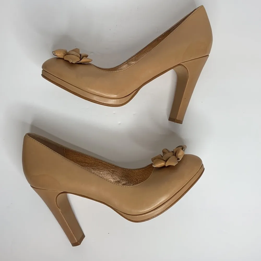 Miss Albright Tan Bow Leather Platform High Heels Size 8.5 - Image 3