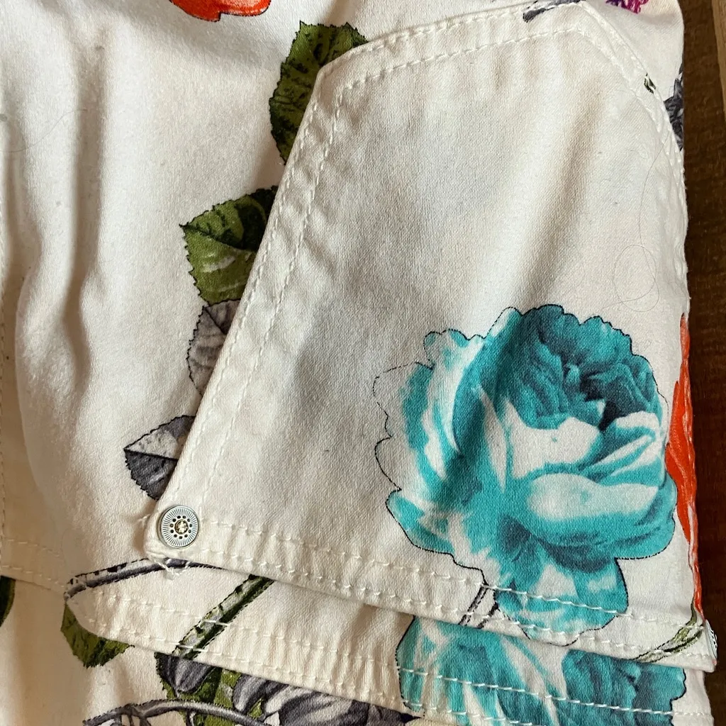 V Cristina Floral Slacks 14 - Image 12