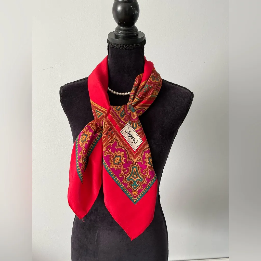 Yves Saint Laurent silk scarf 🌹🌹 - Image 3