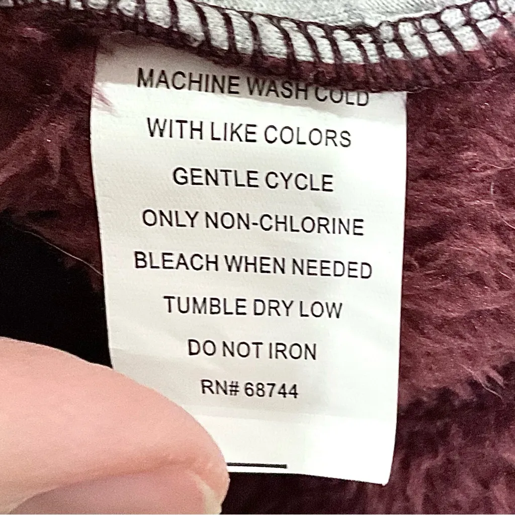 Seaside Oregon Teddy Vest Sz M New Burgundy Zip Front Plush Cozy Warm Red Size M - Image 5