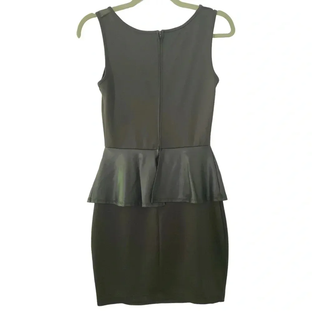 Mystic Peplum Bodycon Dress - Image 4