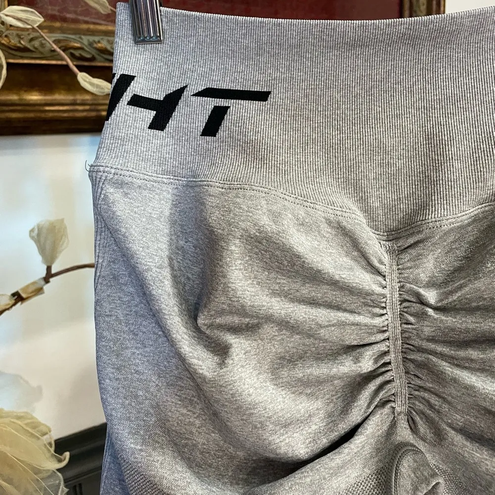 ECHT Arise Scrunch Butt Heather Gray Bike Shorts - Sz L 🧡🎀 - Image 8