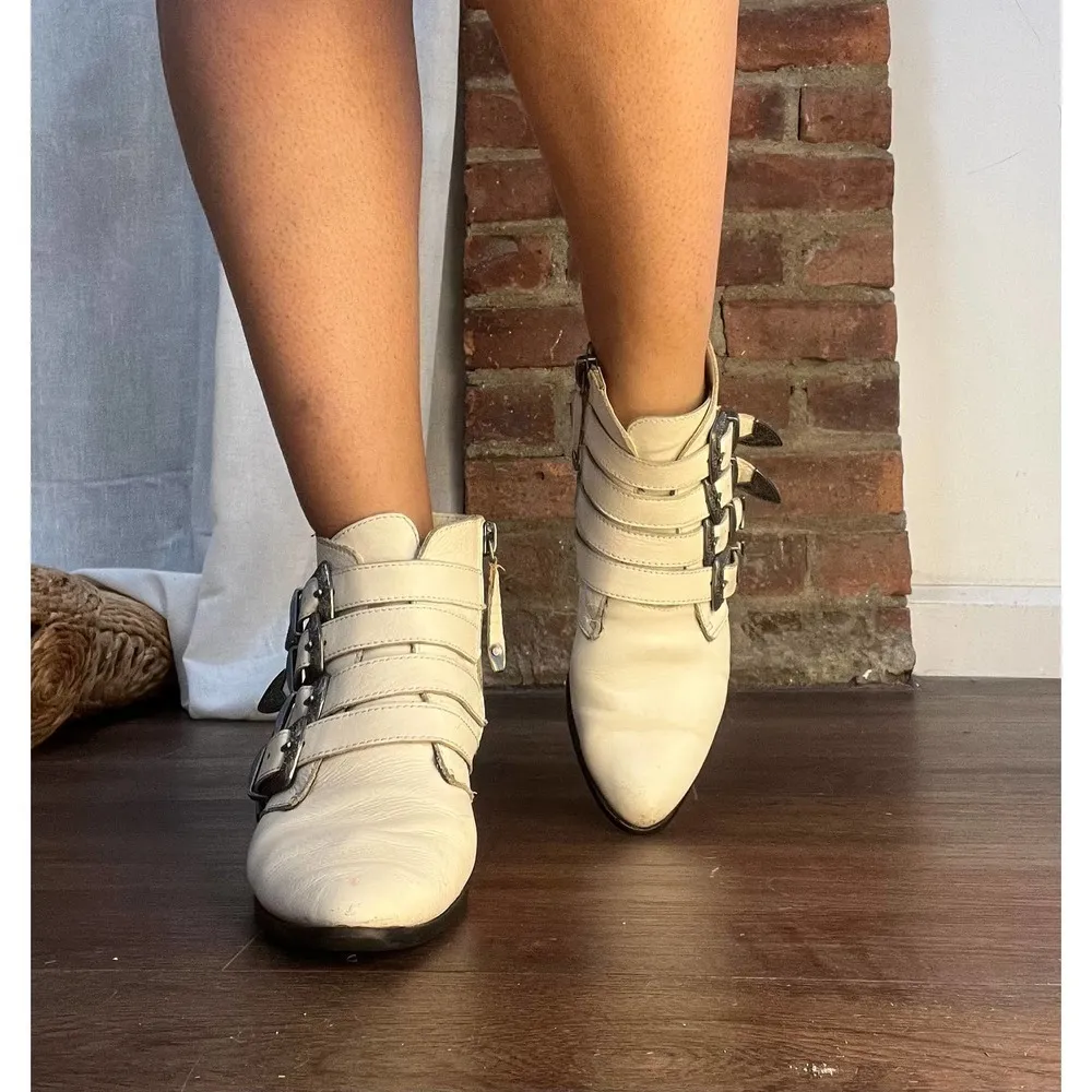 Steve Madden Western Buckle Billy Booties White Leather - Image 13