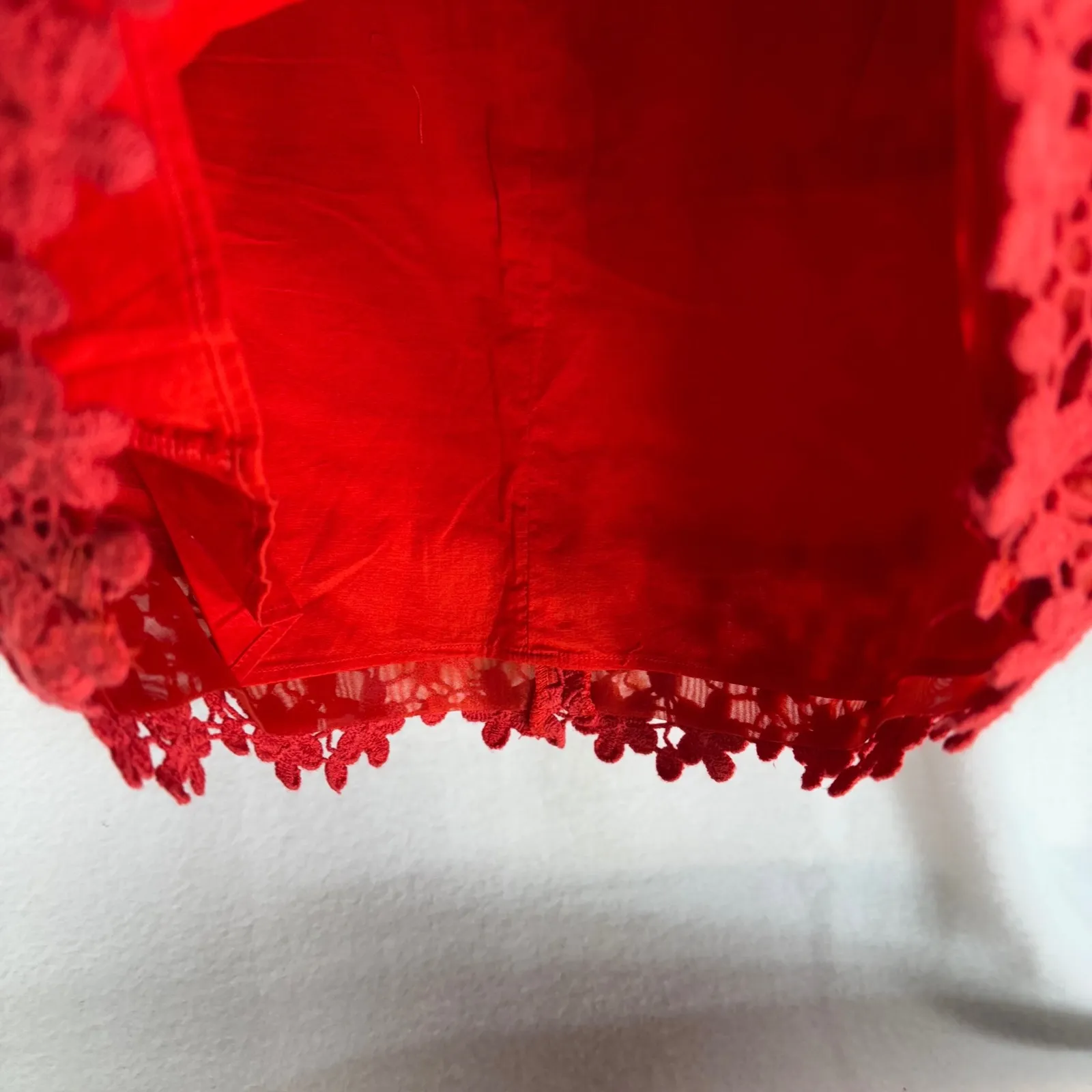 J.Crew Red Lace Trim Mini Skirt‎ Size 6 - Image 4