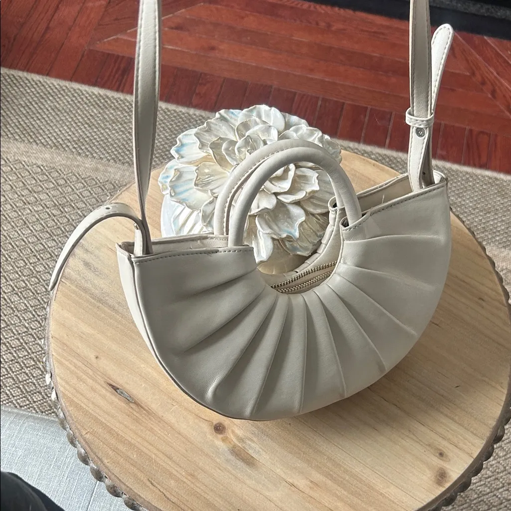 Melie Bianco Karlie Vegan Leather Semi Circle Top Handle Crossbody Bag - Image 2