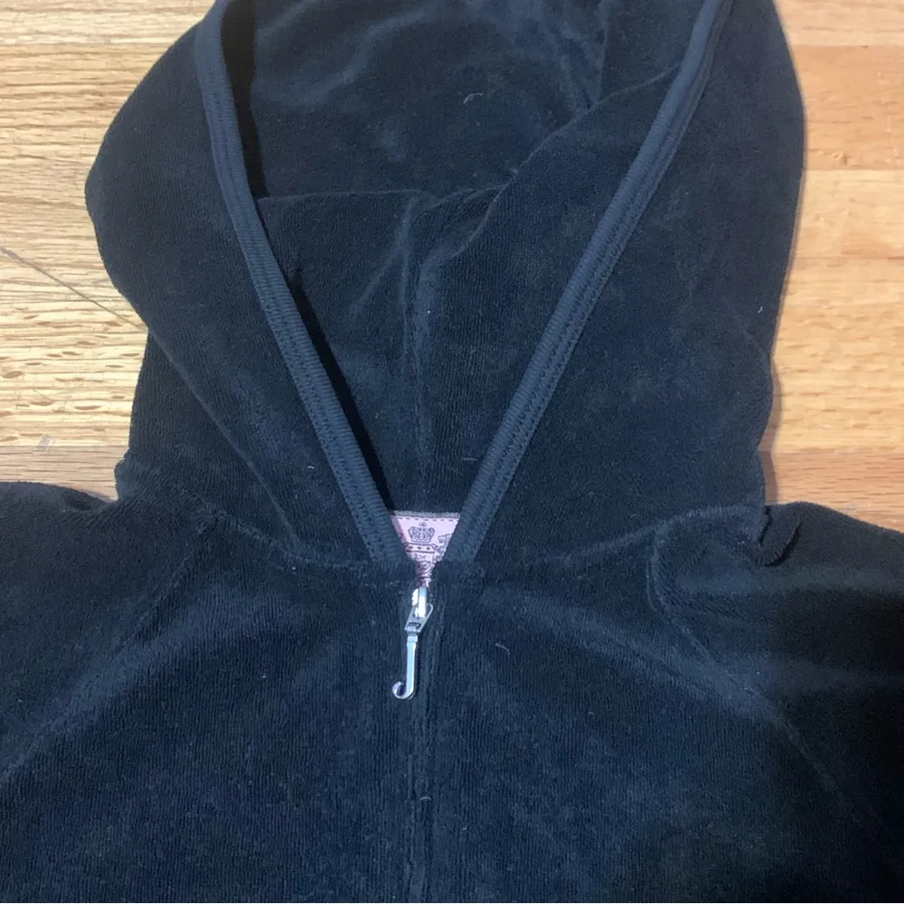 Juicy Couture Pam Gela Terry Cloth Short Sleeve Hoodie Black Women’s Petite - Image 3