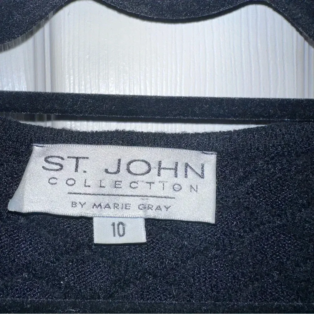 ST JOHN KNIT Black Gold Button Sweater Cardigan 3/4 Sleeve women’s 10 - Image 3