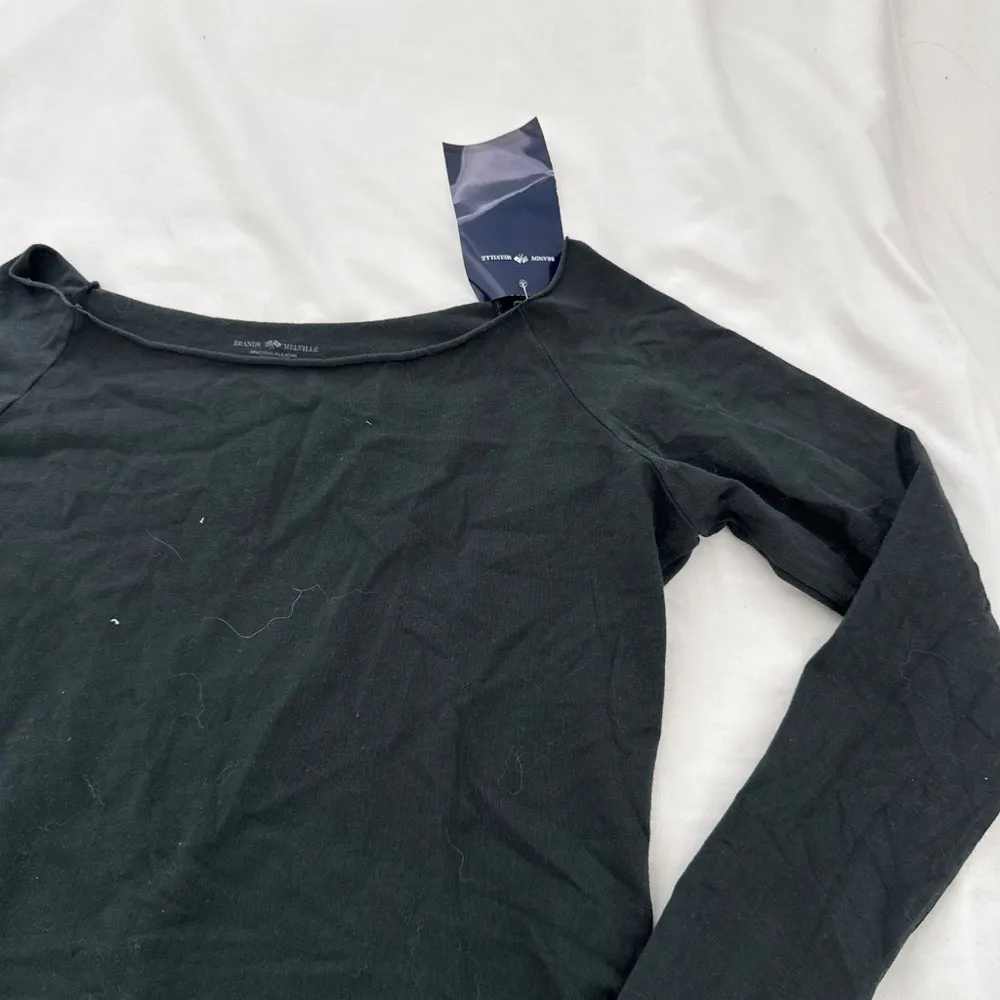 brandy melville bonnie top  one Size   Condition: NWT  Color: black   Details : - Image 3