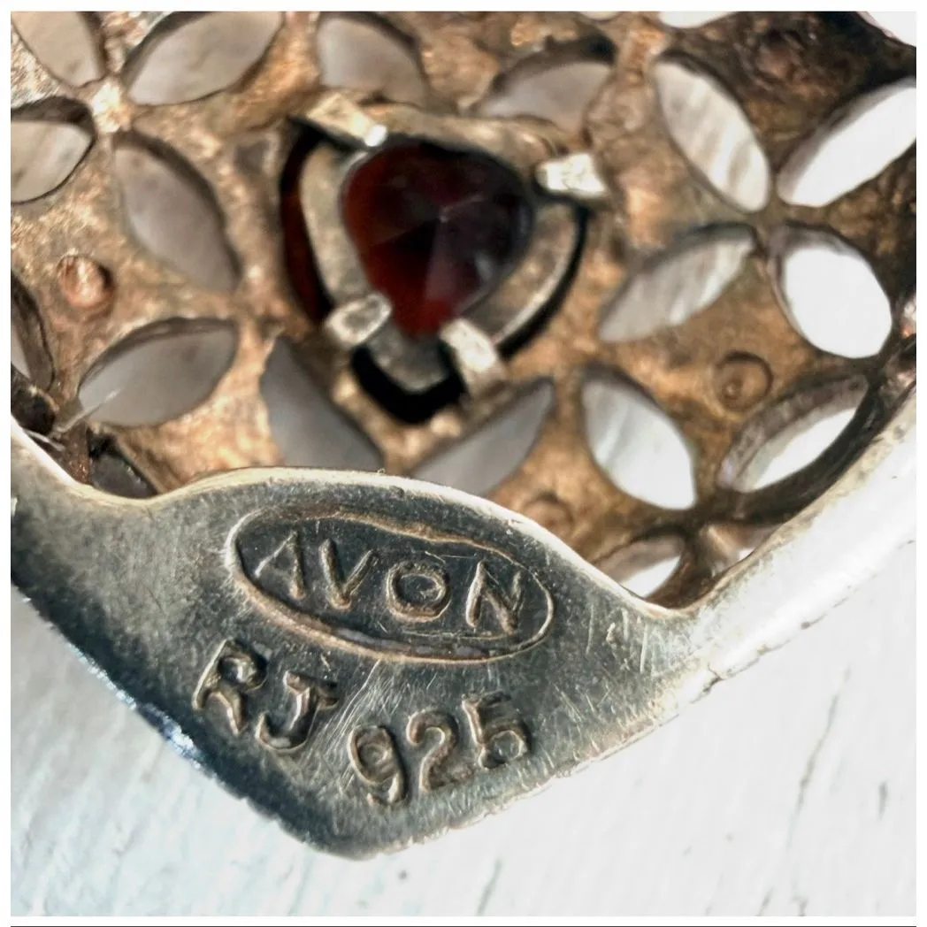 Avon Sterling Silver Openwork Heart Locket Pendant Necklace - Image 3