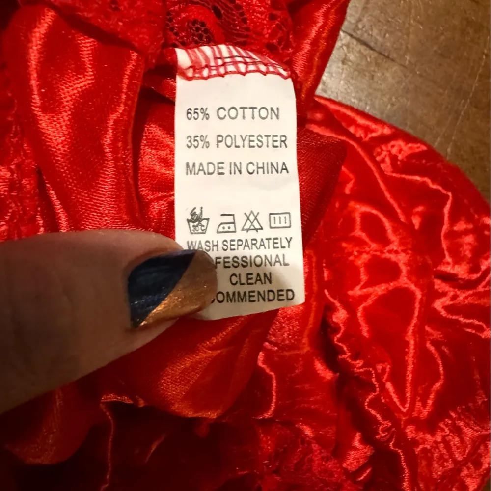 Red charmeuse & lace sleep cami short set L XL - Image 4