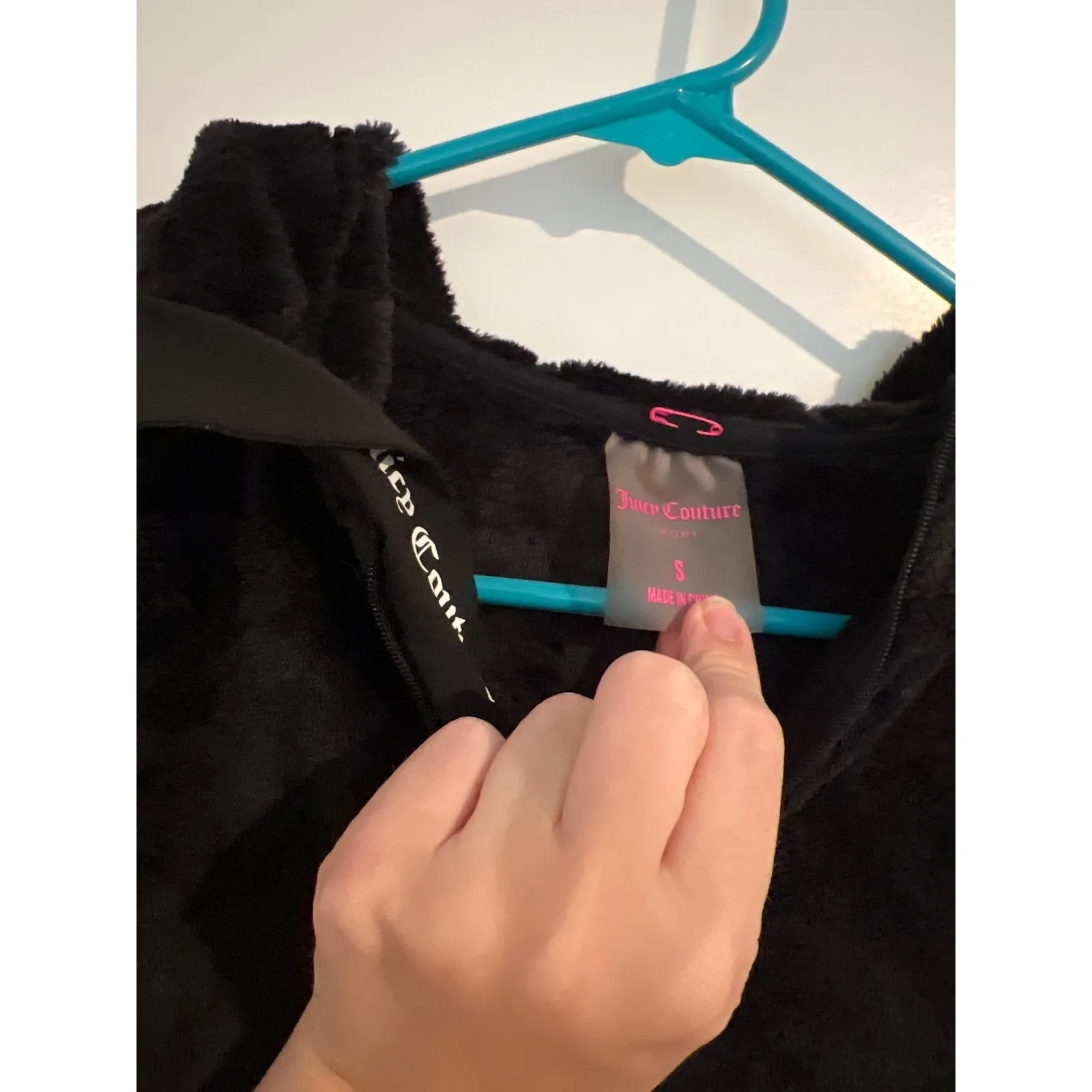 Juicy Couture  Fuzzy Black Jacket – Size Small - Image 4