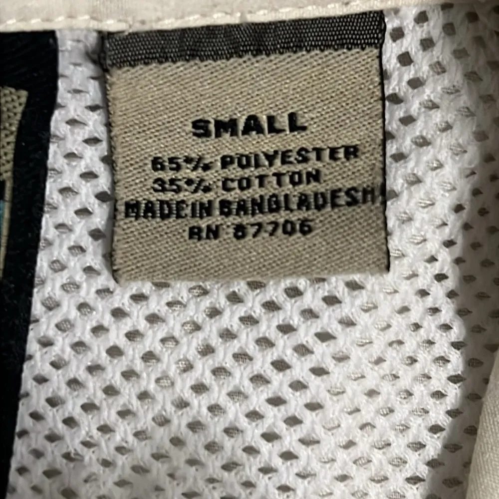 Destination 10K Feet Above Sea Level Sleeveless Button Down Outdoor Blouse Top - Image 3