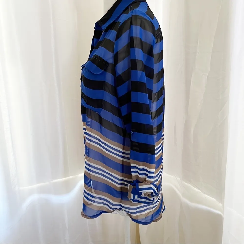 Striped button down shirt size Medium - Image 2