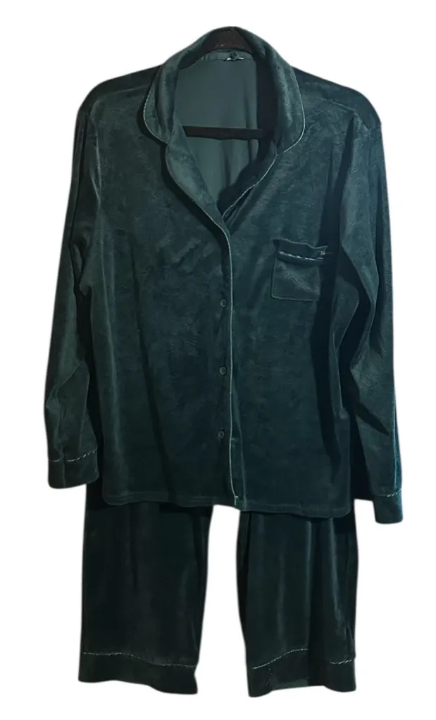 Tahari Womens XL Velour Pajamas Emerald Green Button Front Top Pants Embossed - Image 1
