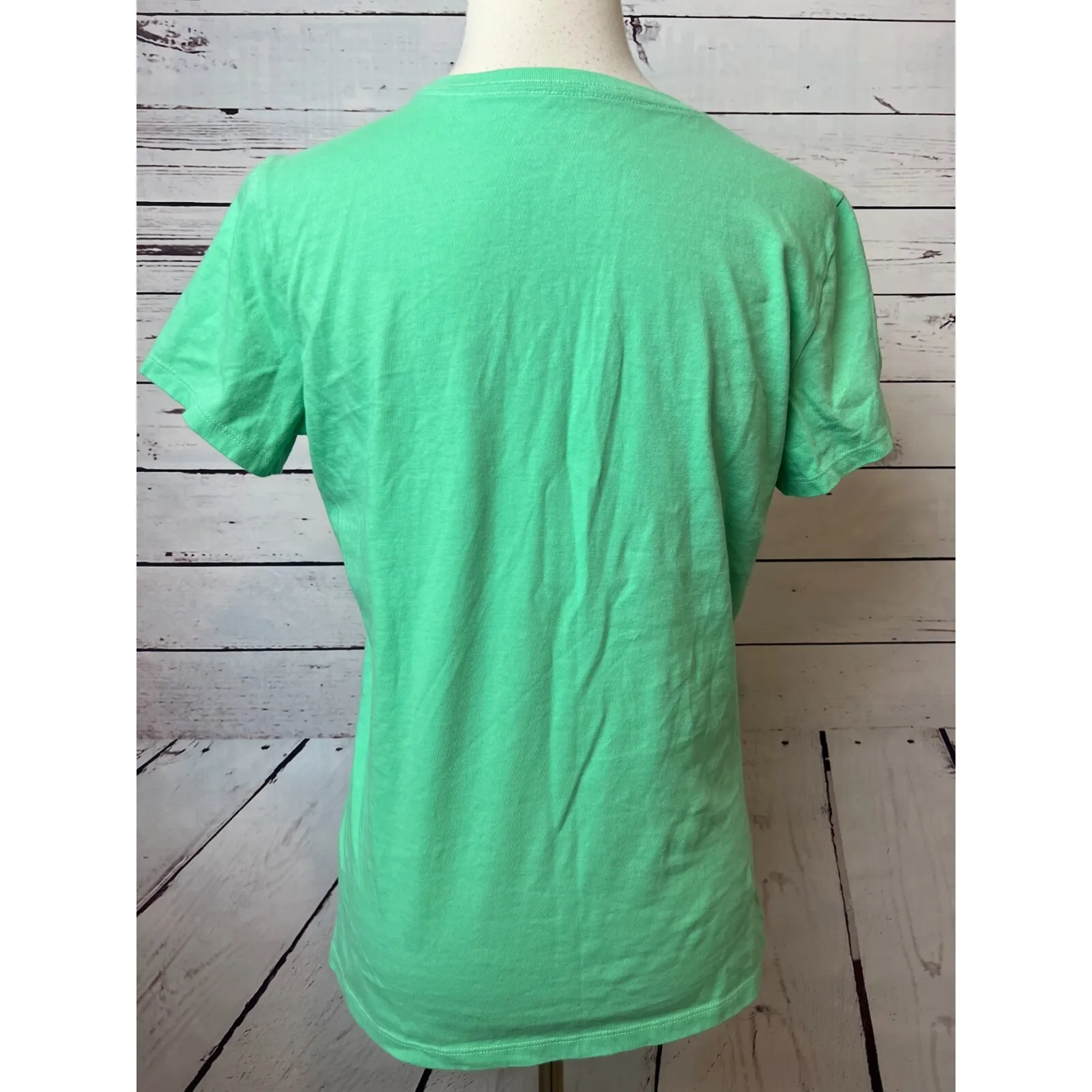 Life is Good Tee Shirt Medium Crusher Graphic T-Shirt Green Floral Flip Flops - Image 7