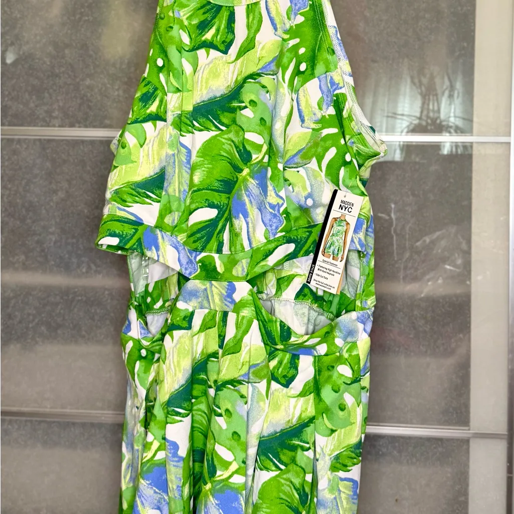 Madden NYC Juniors Tropical Green Leaf Print Jumpsuit Size 3X - Image 2