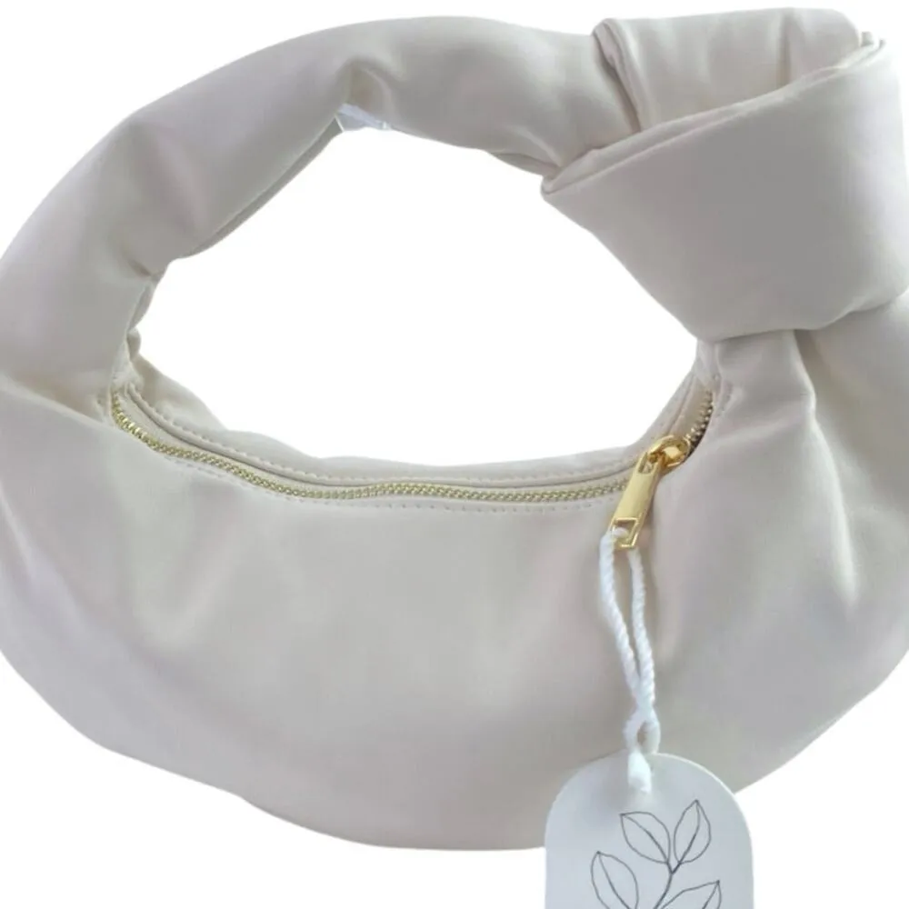 NEW Melie Bianco Alexandra Cream Faux Leather Vegan Zip Hobo Handbag One Size - Image 3