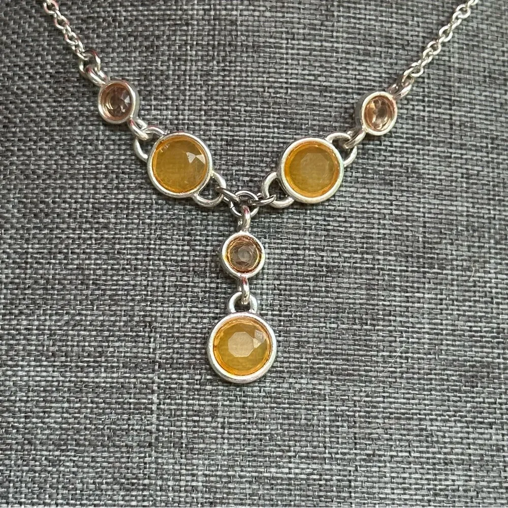 Liz & Co  yellow stone drop necklace - Image 2