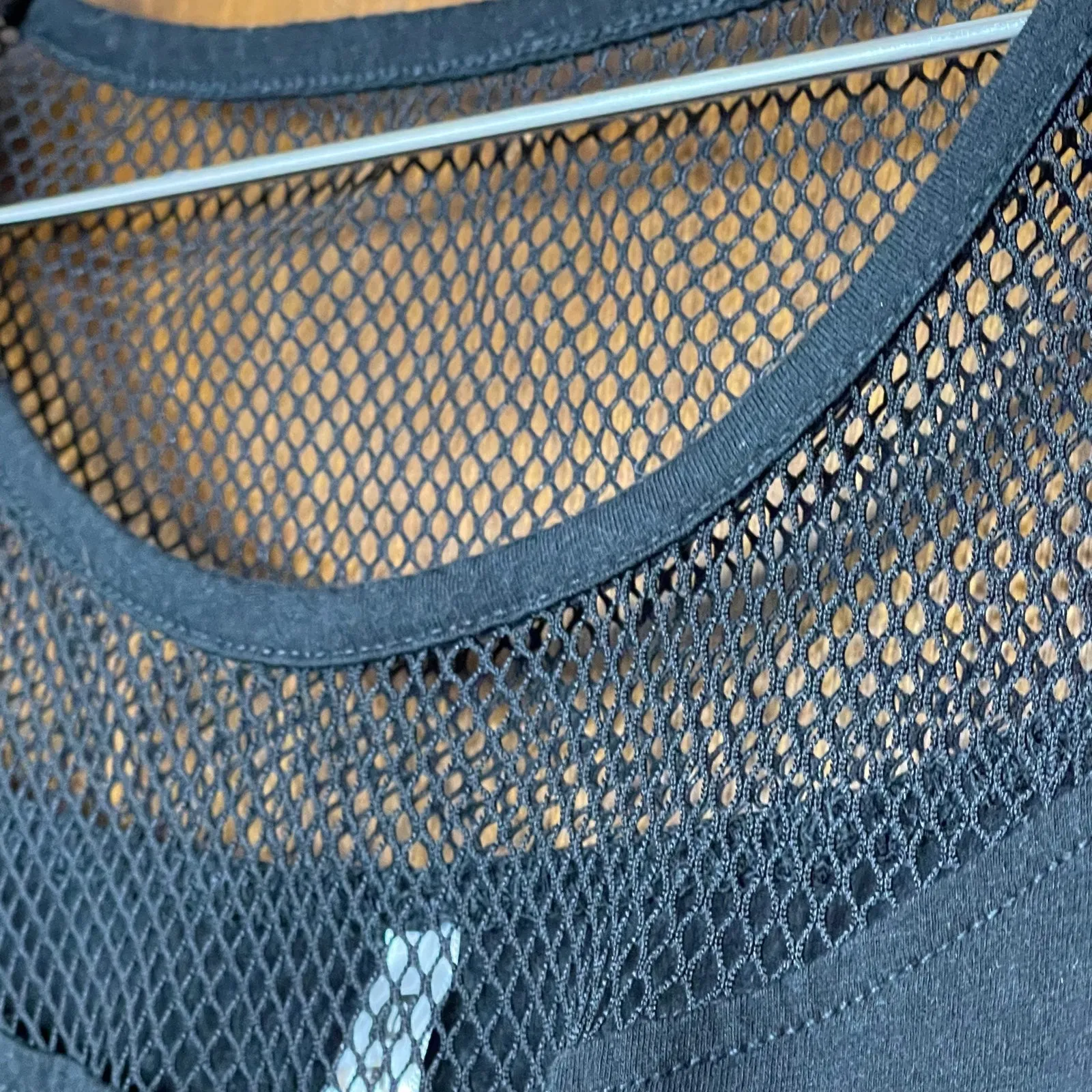 Fabletics Woman’s Athletic Short Sleeve Black Shirt Size XS - Image 3