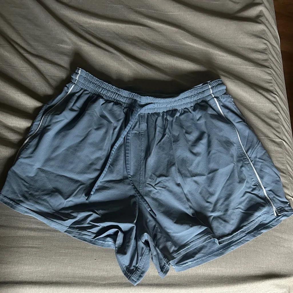 Lululemon Court Rival High Rise Shorts - Image 2