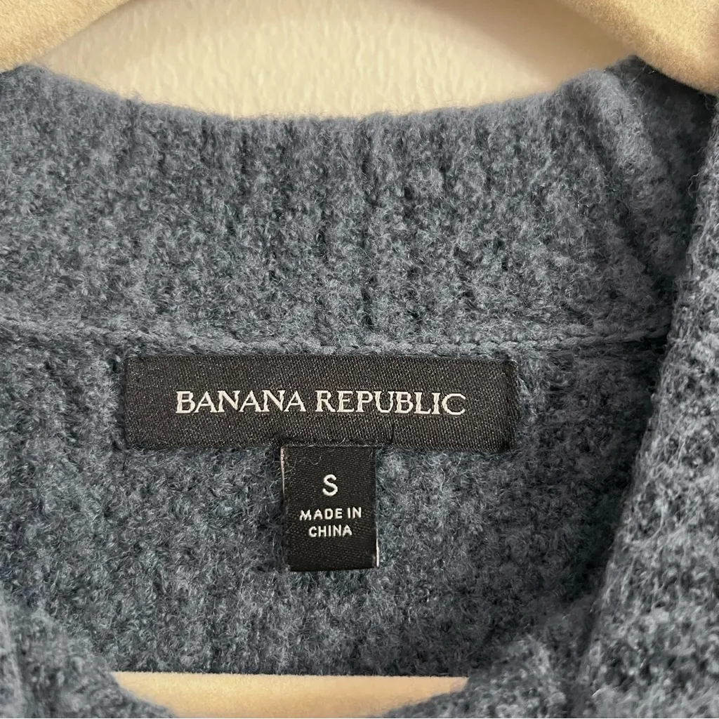 Banana Republic Aire Waffle Knit Sweater Pullover Wool Blend Blue Size Small - Image 8
