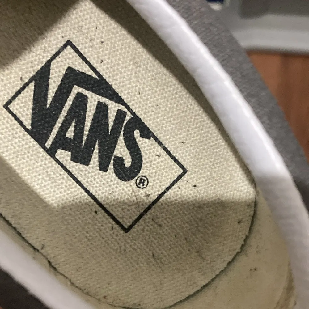 Van’s Checkboard Slip On Unisex Sneakers Women’s Size 10.5 & Men’s  9 Gray/White - Image 4