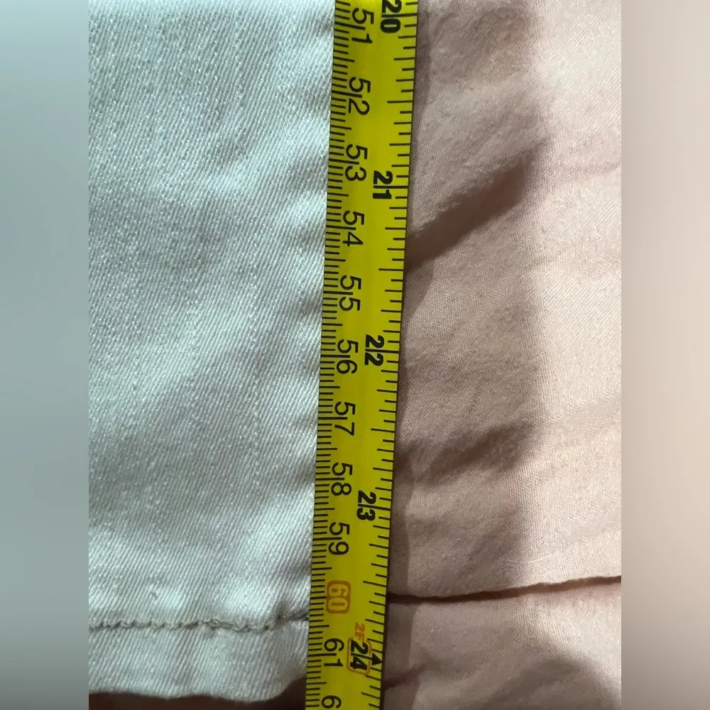 LOGO Lori Goldstein Women's off White Jeans Size 6 - Image 6