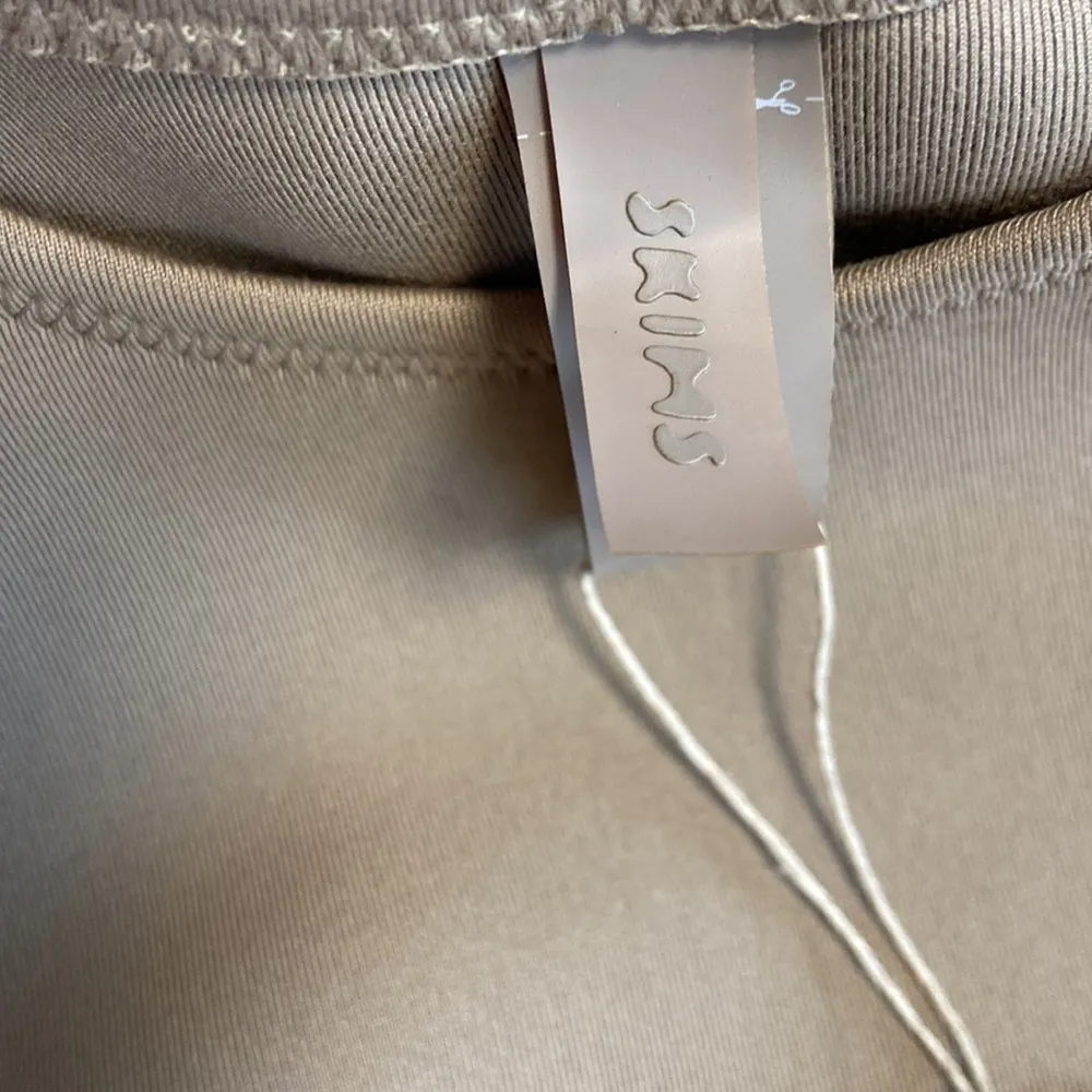 SKIMS Women’s Nude Sport Swim High Neck Top Size Medium NWT - Image 5