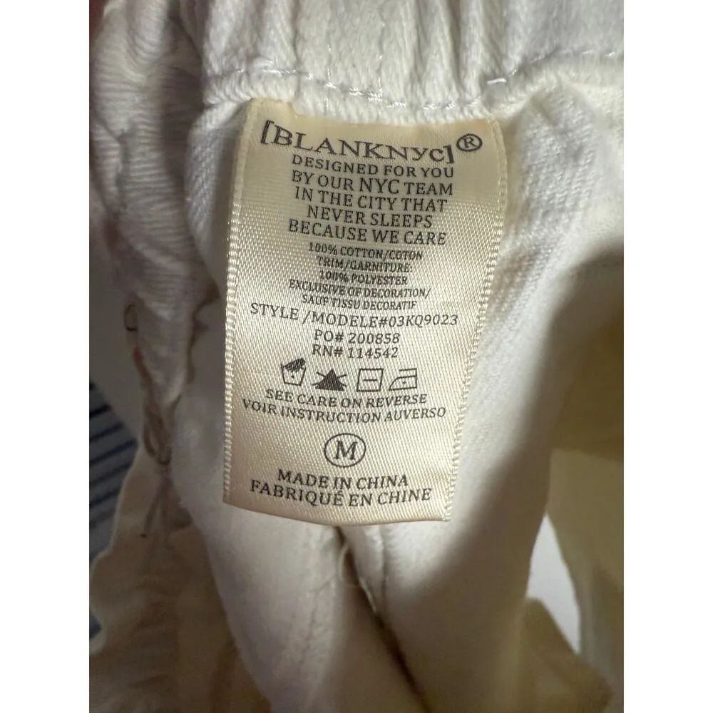 Blank NYC White Granny Square Crochet Paperbag Shorts Size Medium - Image 10