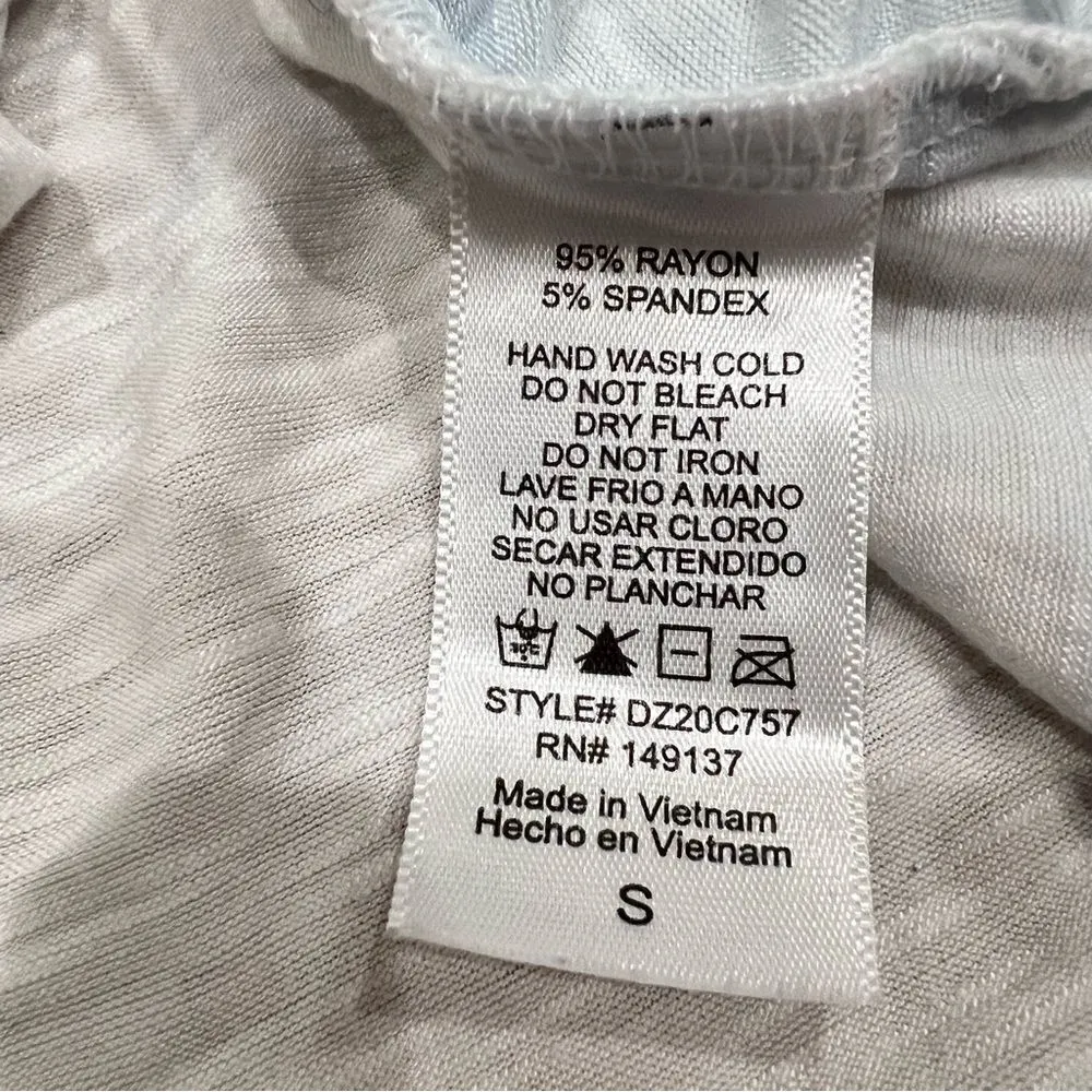 Six/Fifty White and Blue Knot Tie Dye Tee Shirt Women’s Small White - Image 3