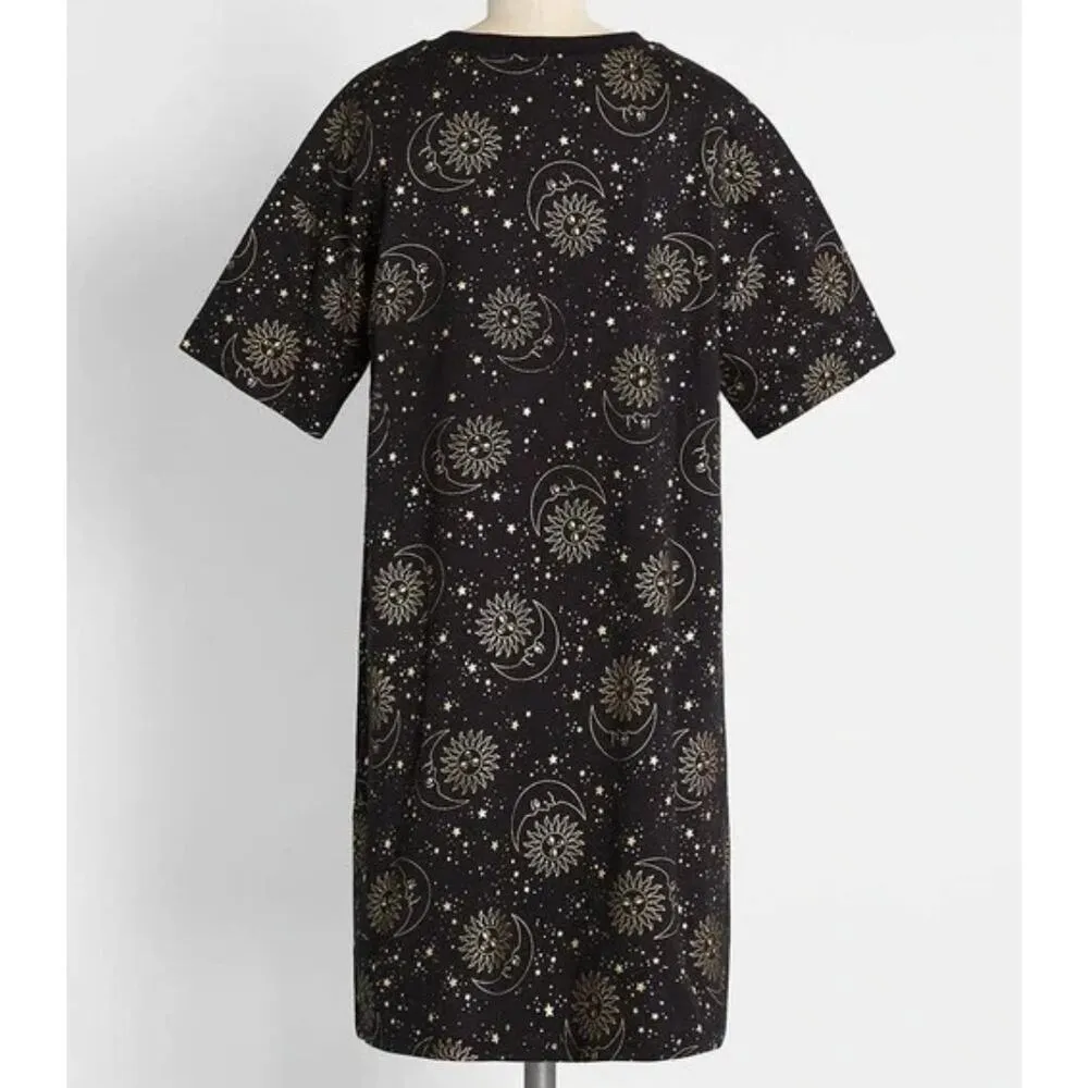 Modcloth Dangerfield A Metallic Mystic Message T-Shirt Dress in Black - Image 2