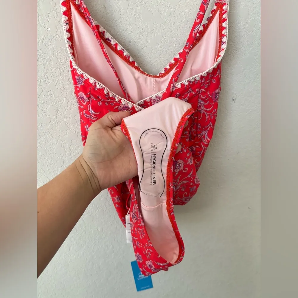 cross back one piece Bikini size Medium - Image 7