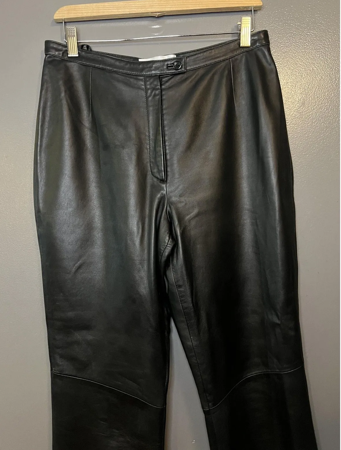 Valerie Stevens Pants Womens 8 Black Leather Straight Leg Lined Zip Front - Image 1