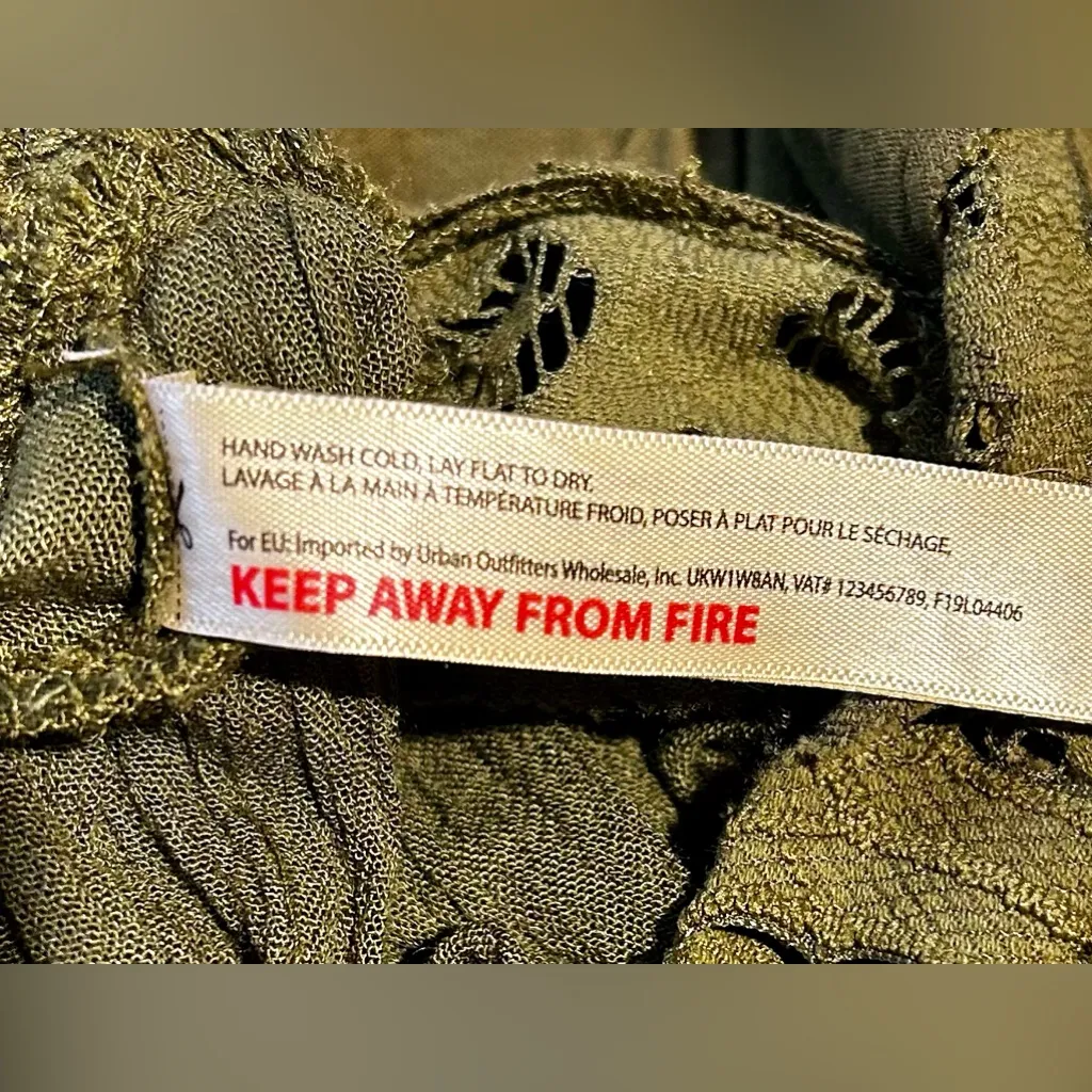 Free People One Adelia Lace Double  Ruffle  Lace Top in Olive Sparrow Sz L 💛 - Image 9