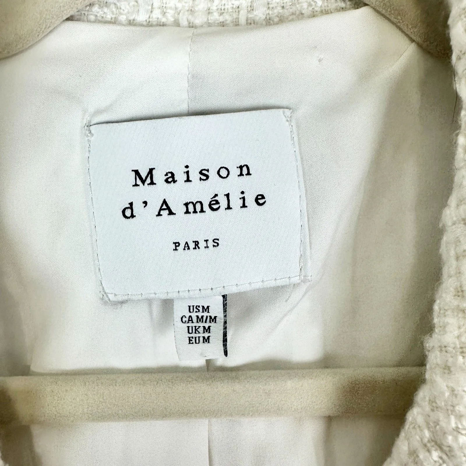 Maison d'Amelie Tweed Blazer Size Medium Cream Gold Buttons Classic Preppy - Image 4