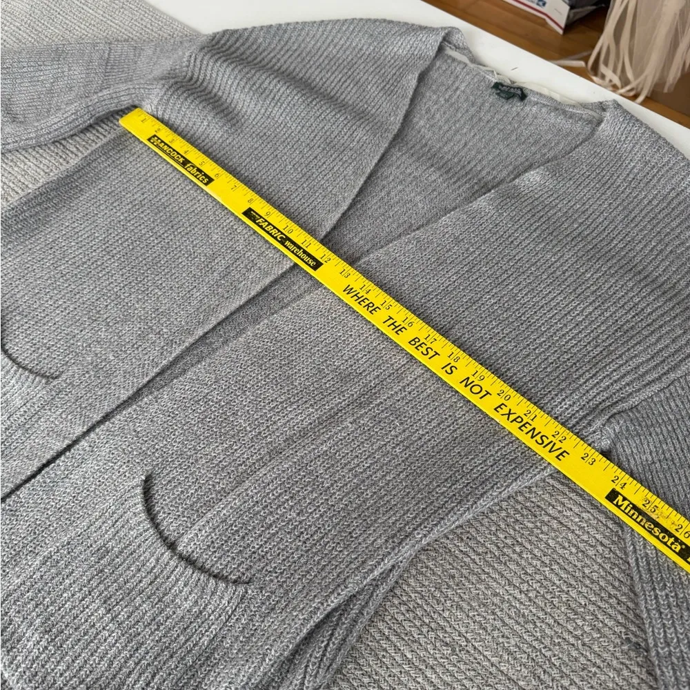 Wild Fable Light Gray Oversized Balloon Sleeve Cardigan Sweater Size Large - Image 8