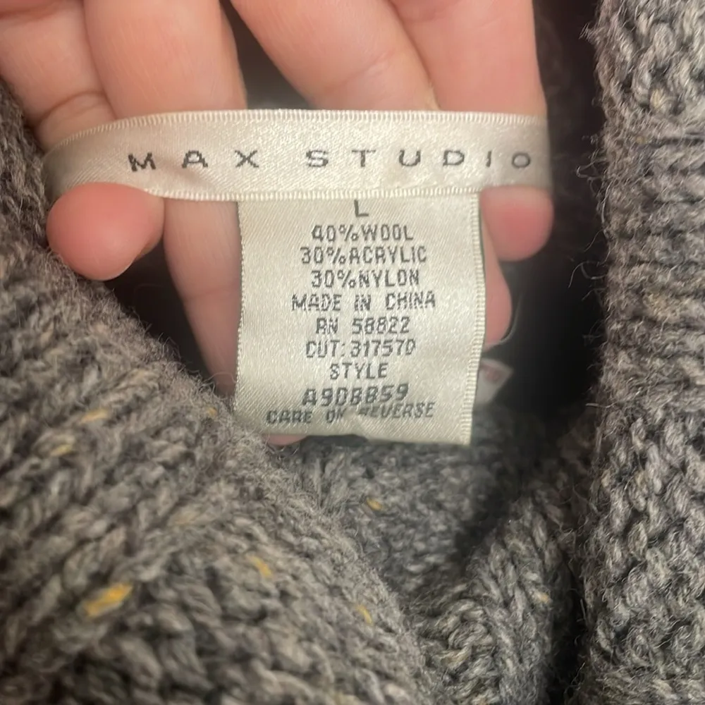 Max studio gray sweater dress, new with tags size large - Image 6