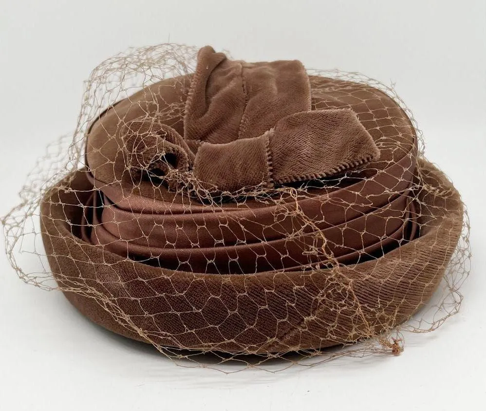 Vintage 50s 60s Brown Velvet Pill Box Hat with Mesh, Bow and Jewel Accent - Image 5