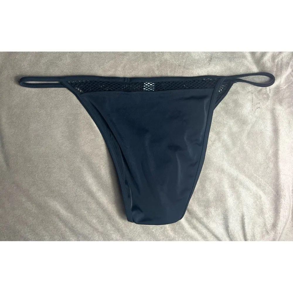 ASOS Black Fishnet Trim Stretch Bikini Bottoms Swimwear Size 14 XL - Image 3