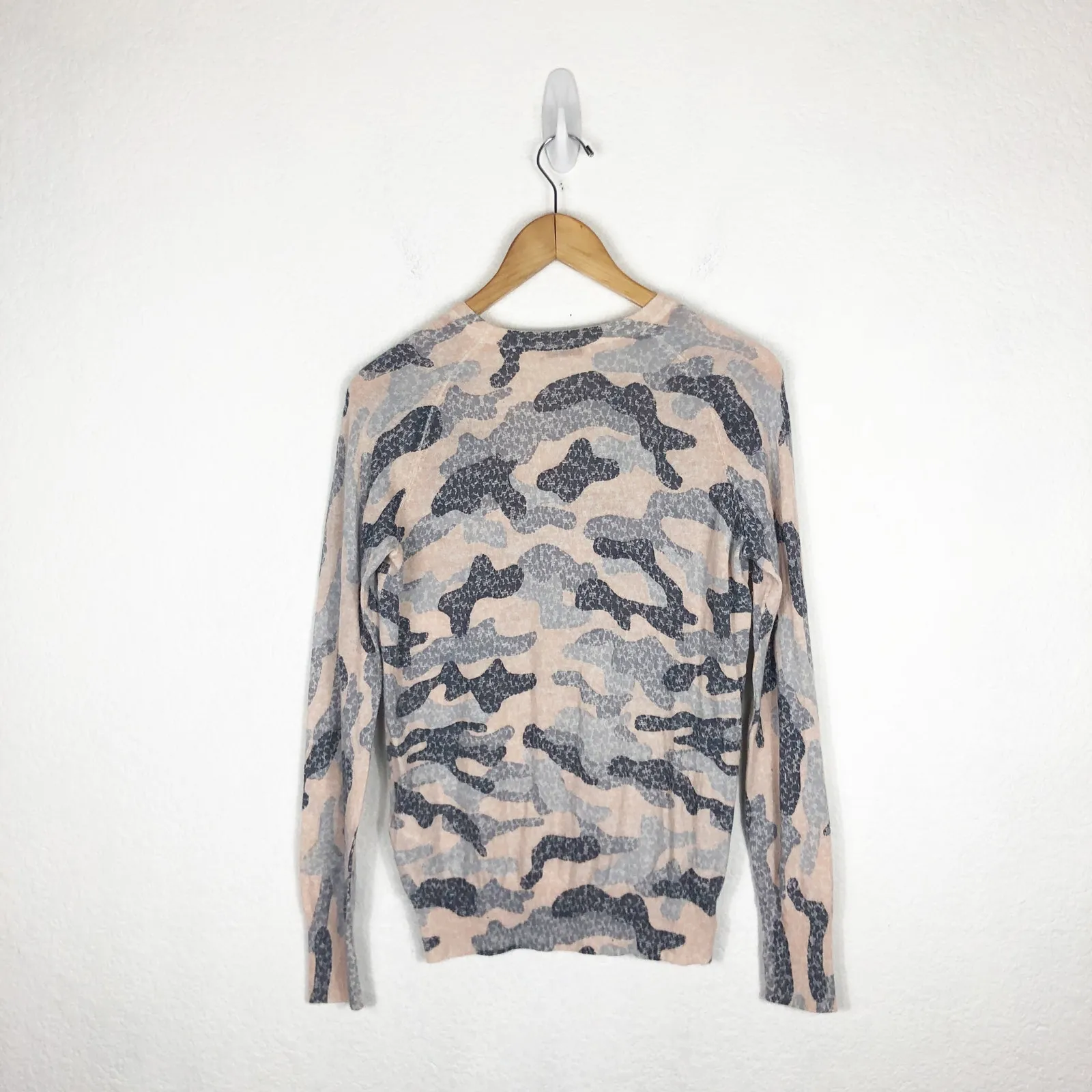 Equipment Femme Sloan Wool & Cashmere Sweater Medium Y2K Lace Camo Print - Image 13
