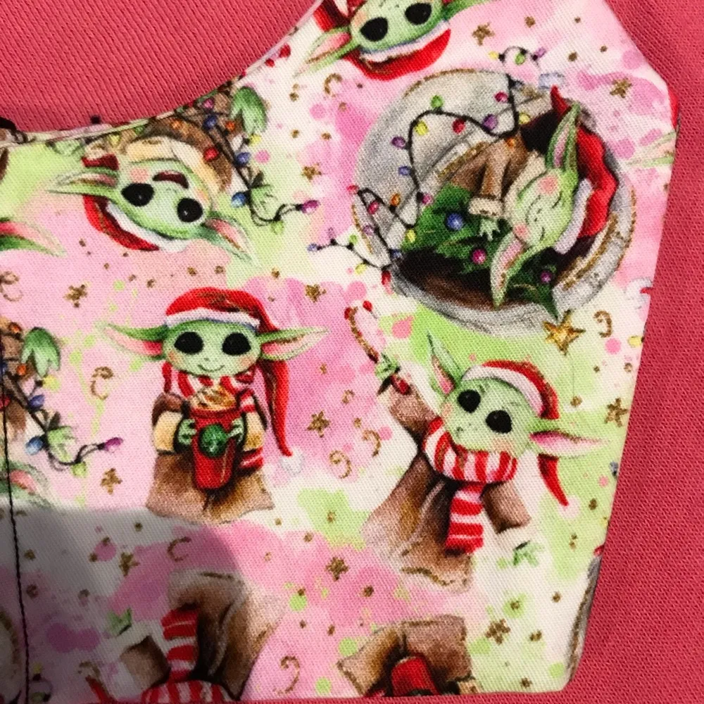 Disney’s Star Wars Baby Yoda Christmas Face Mask - Image 2