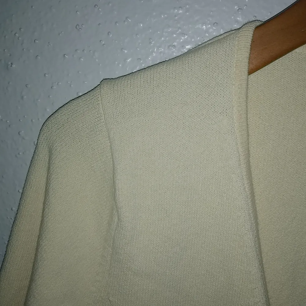 Eddie Bauer M Canary Yellow Crossover Sweater Top - Image 7