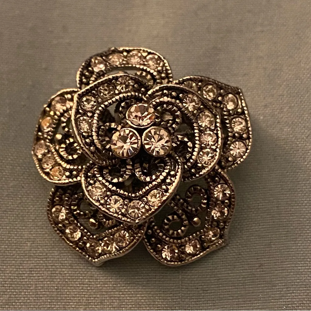 Vintage Silver Tone Brooch Flower With Petals Covered In Rhinestones 1.25” Wide - Image 2
