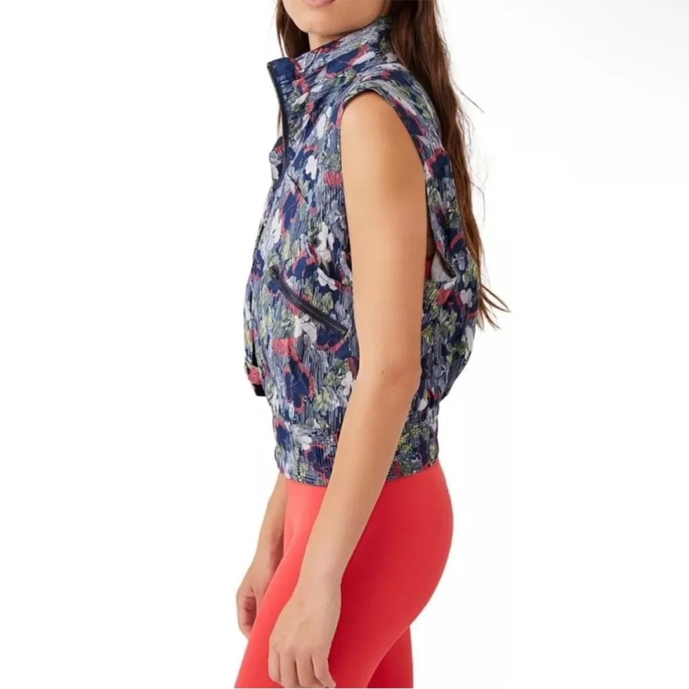 NWT! Free People Movement Vest - Image 3