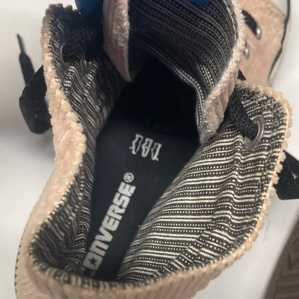 Converse Velvet Trainers Skateboarding Sneakers Women’s 9/Men’s Size 7 Pink - Image 7