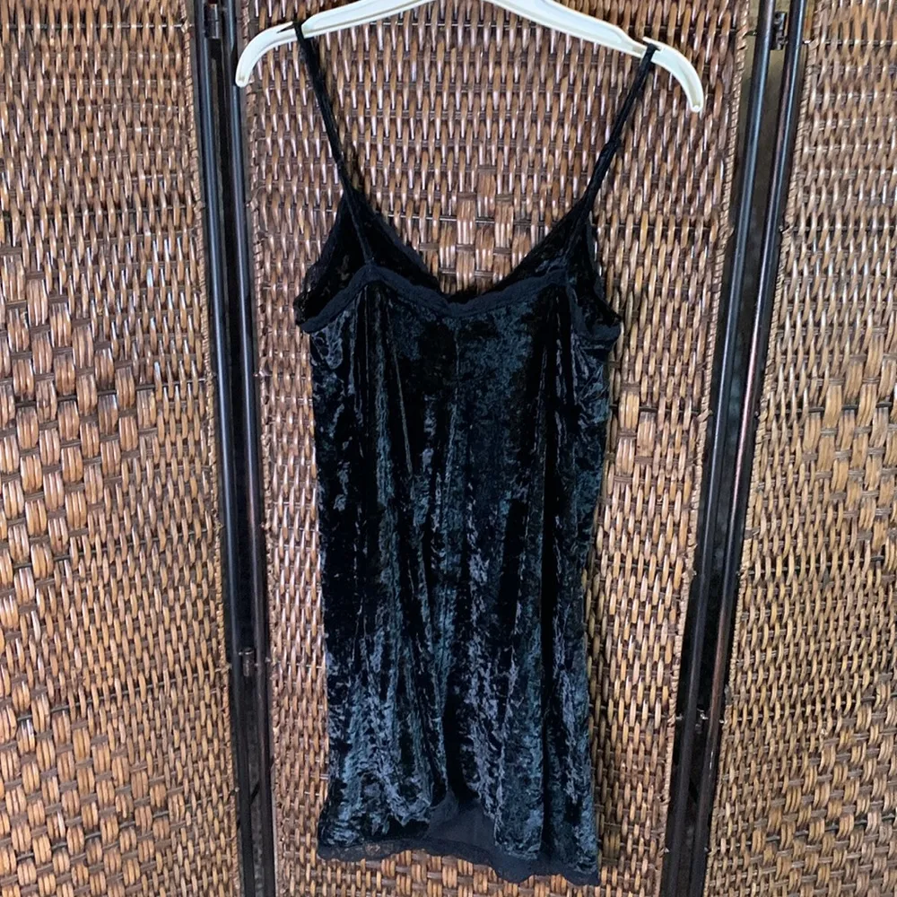 AEO Black Velvet Slip Dress Size XS - Image 7