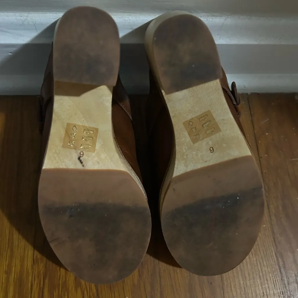 Madewell Brown Leather Fringe Clogs size 6 - Image 7