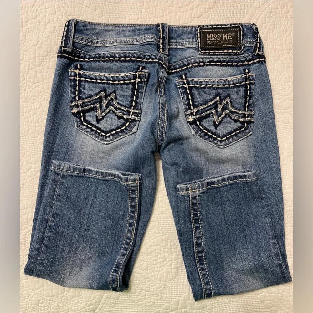 Miss Me  Sunny Capri. Size 27. - Image 4